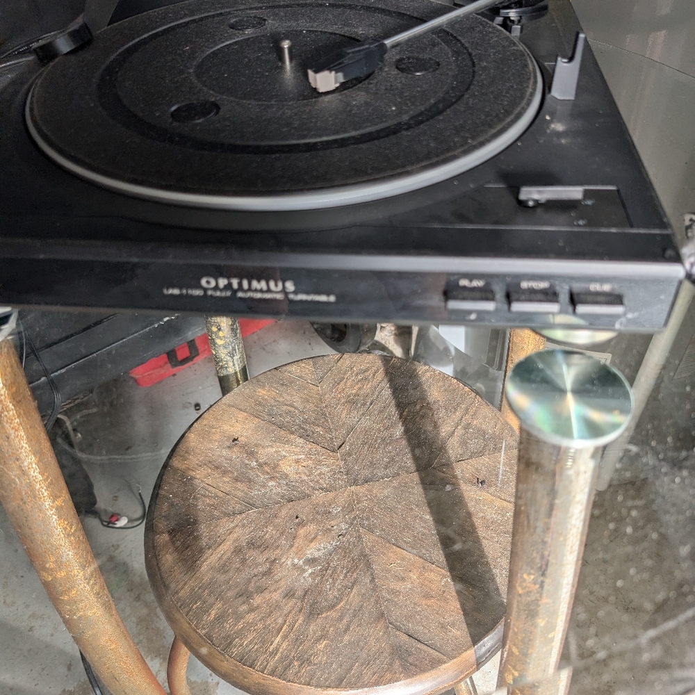 Optimus record player - Picture 2 of 2